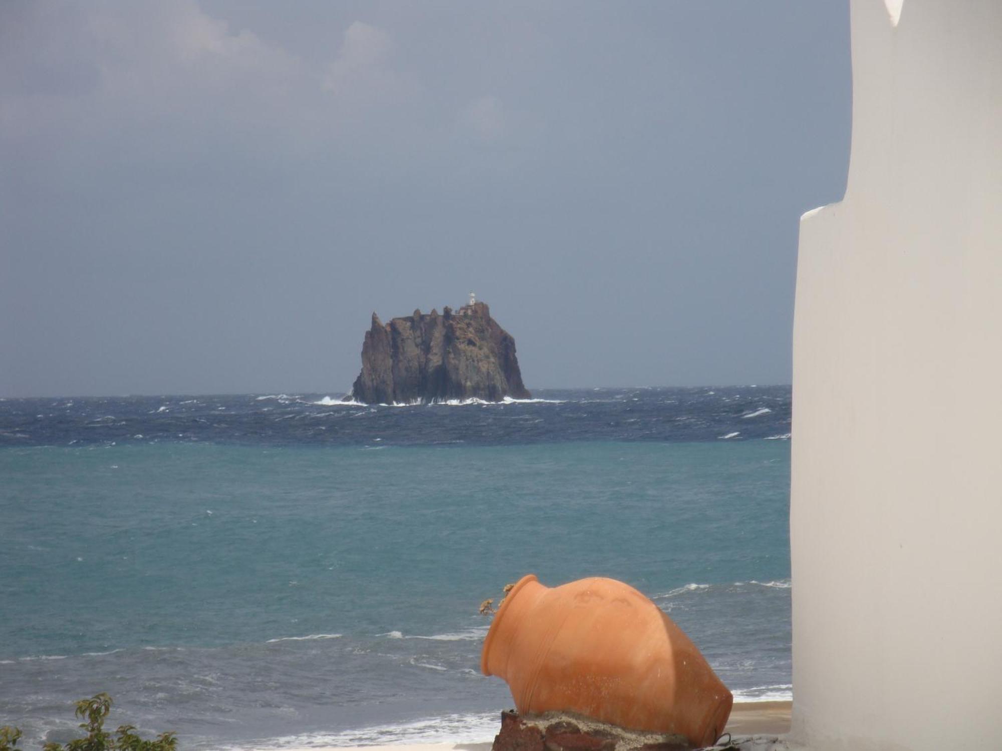 La Sirenetta Park Hotel Stromboli Exterior photo